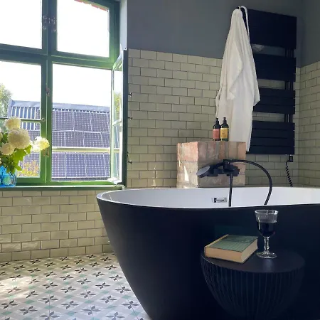 Traumhaff- Endless Summer Loft, Privates Nordicspa, Kamin, Hund, 400m Zum Wasser